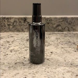 Makeup Finishing Spray